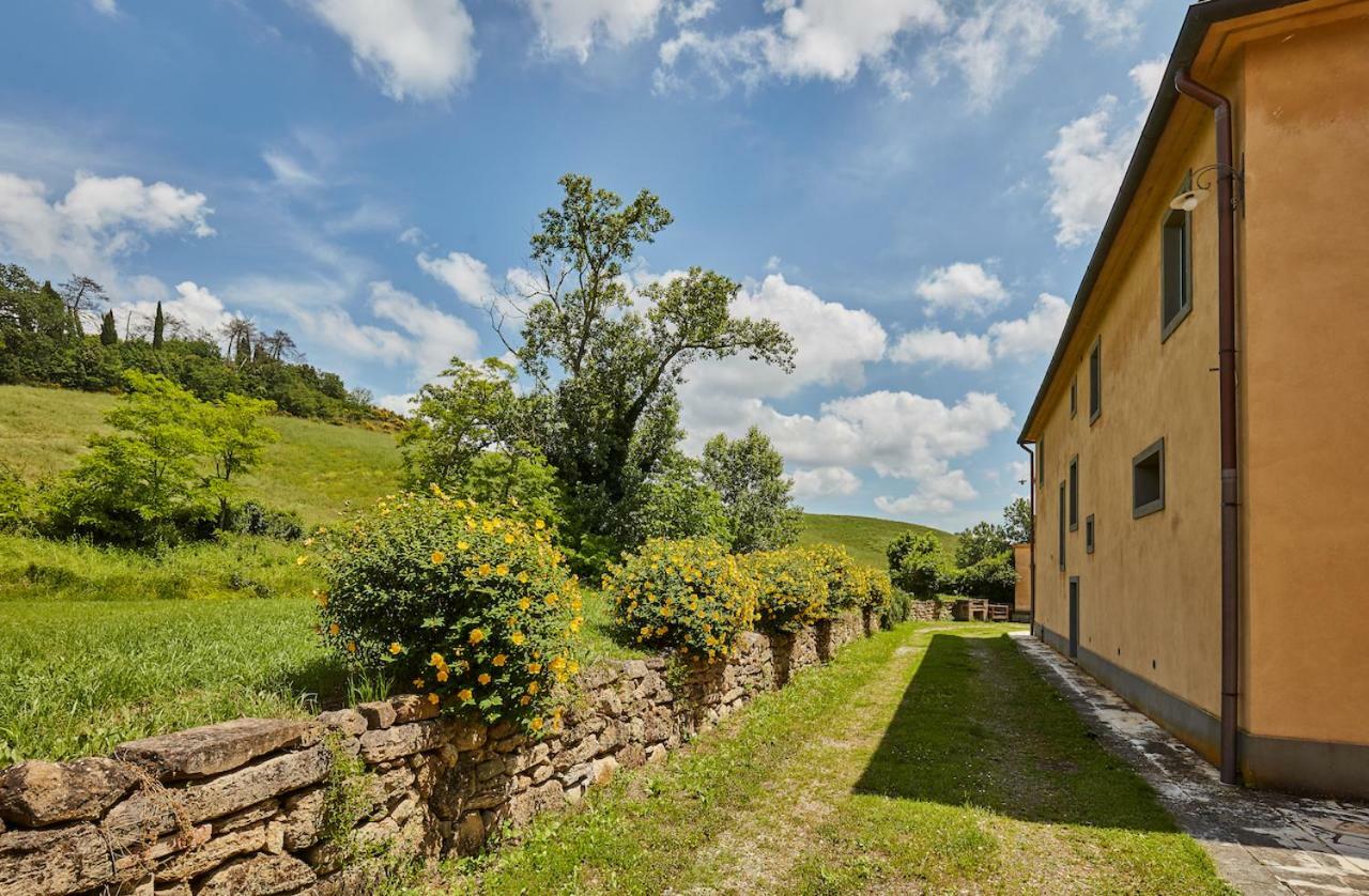 Tenuta Di Ghizzano Resort ภายนอก รูปภาพ